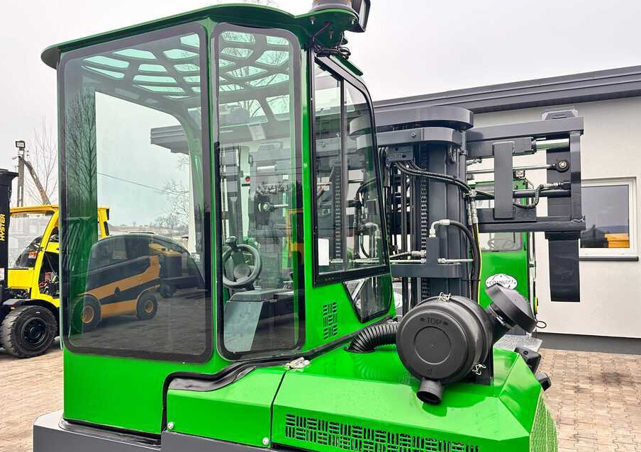 Empilhador de 4 vias Combilift C2500CB / TRIPLEX / DIESEL / 4900MM / FREE LIFT / POSITIONER 1720MM / LIKE NEW: foto 27