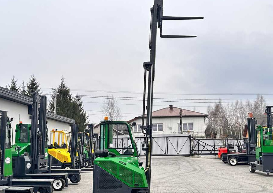 Empilhador de 4 vias Combilift C2500CB / TRIPLEX / DIESEL / 4900MM / FREE LIFT / POSITIONER 1720MM / LIKE NEW: foto 20