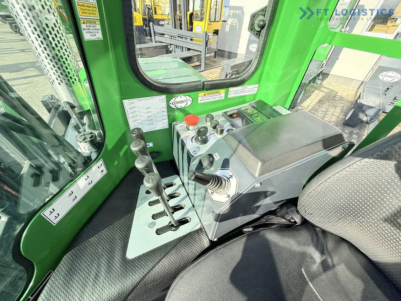 Empilhador de 4 vias Combilift C3000 / DIESEL / DUPLEX 4200MM / FREE LIFT / WIDE FORK POSITIONER / FULL CABIN / EXCELLENT CONDITION / Wide range of four-way an: foto 13 Empilhador de 4 vias Combilift C3000 / DIESEL / DUPLEX 4200MM / FREE LIFT / WIDE FORK POSITIONER / FULL CABIN / EXCELLENT CONDITION / Wide range of four-way an: foto 13