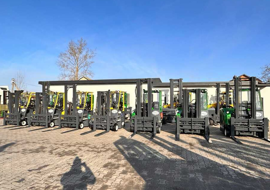 Empilhador de 4 vias Combilift C3000CB / LPG / TRIPLEX - 4900MM / LPG / FREE LIFT / POSITIONER / FORK SIDE SHIFT / ONLY 7454 MTH / LIKE NEW: foto 32