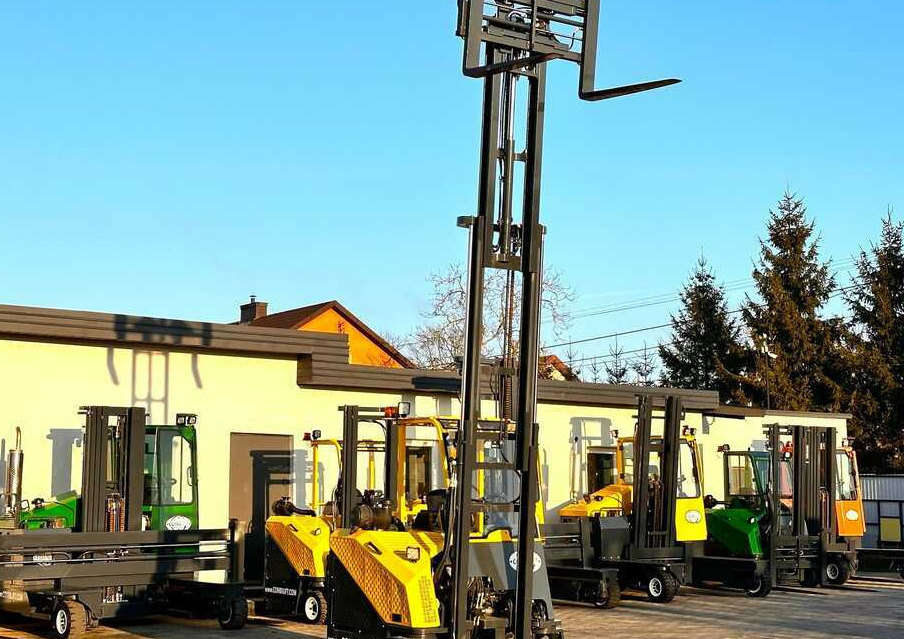 Empilhador de 4 vias Combilift C3000CB / LPG / TRIPLEX - 4900MM / LPG / FREE LIFT / POSITIONER / FORK SIDE SHIFT / ONLY 7454 MTH / LIKE NEW: foto 15