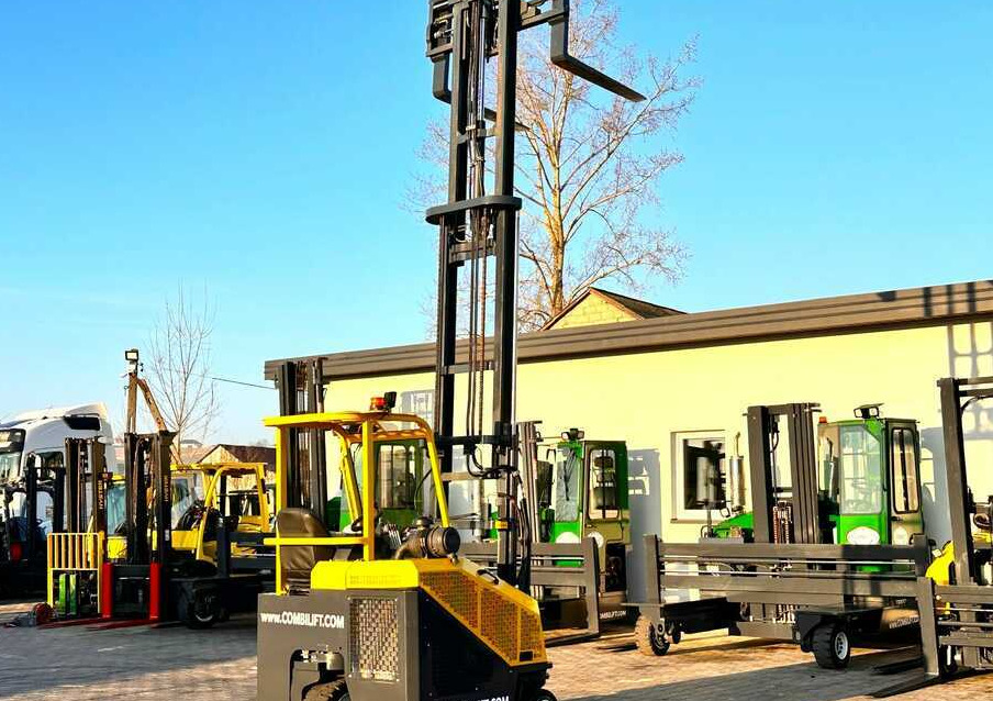 Empilhador de 4 vias Combilift C3000CB / LPG / TRIPLEX - 4900MM / LPG / FREE LIFT / POSITIONER / FORK SIDE SHIFT / ONLY 7454 MTH / LIKE NEW: foto 19