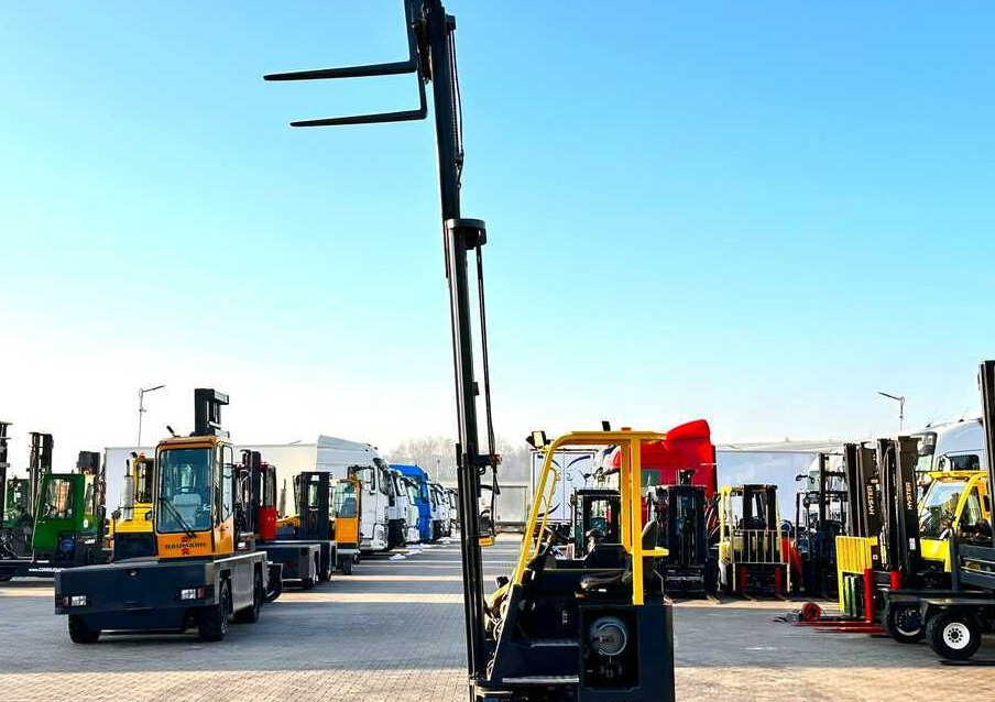 Empilhador de 4 vias Combilift C3000CB / LPG / TRIPLEX - 4900MM / LPG / FREE LIFT / POSITIONER / FORK SIDE SHIFT / ONLY 7454 MTH / LIKE NEW: foto 12