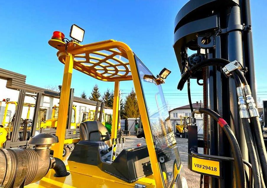 Empilhador de 4 vias Combilift C3000CB / LPG / TRIPLEX - 4900MM / LPG / FREE LIFT / POSITIONER / FORK SIDE SHIFT / ONLY 7454 MTH / LIKE NEW: foto 6