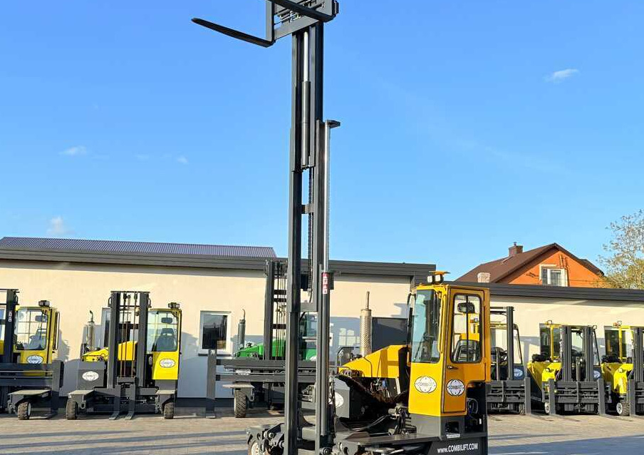 Empilhador de 4 vias Combilift C4000 / GAS / TRIPLEX – 5600MM / FREE LIFT / FORK SIDESHIFT / LIKE NEW: foto 31