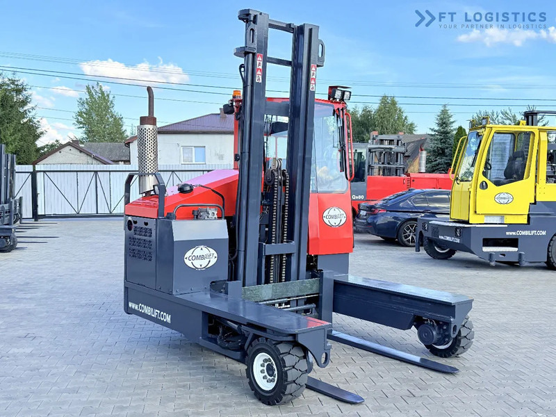 Empilhador de 4 vias Combilift C4500 / GAS / DUPLEX - 4500MM / POSITIONER / FREE LIFT / FULL CABIN / ONLY 6178H / CONDITION - LIKE NEW! C4500 / GAS / DUPLEX -: foto 7 Empilhador de 4 vias Combilift C4500 / GAS / DUPLEX - 4500MM / POSITIONER / FREE LIFT / FULL CABIN / ONLY 6178H / CONDITION - LIKE NEW! C4500 / GAS / DUPLEX -: foto 7
