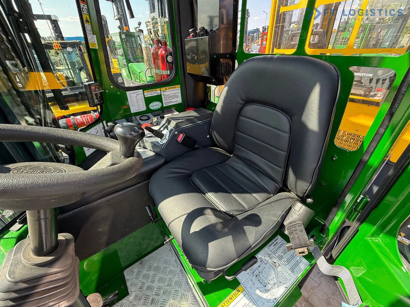 Empilhador de 4 vias Combilift C5000E / ELECTRIC / TRIPLEX 8300MM / FULL FREE LIFT / WIDE FORK POSITIONER / SIDE SHIFT / BATTERY LIKE NEW C5000E / ELECTRIC / T: foto 11 Empilhador de 4 vias Combilift C5000E / ELECTRIC / TRIPLEX 8300MM / FULL FREE LIFT / WIDE FORK POSITIONER / SIDE SHIFT / BATTERY LIKE NEW C5000E / ELECTRIC / T: foto 11