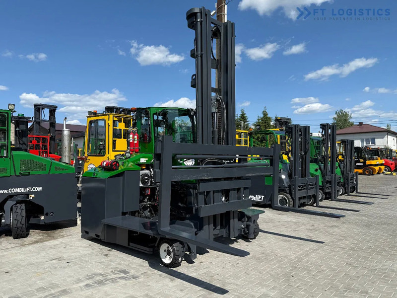 Empilhador de 4 vias Combilift C5000E / ELECTRIC / TRIPLEX 8300MM / FULL FREE LIFT / WIDE FORK POSITIONER / SIDE SHIFT / BATTERY LIKE NEW C5000E / ELECTRIC / T: foto 18 Empilhador de 4 vias Combilift C5000E / ELECTRIC / TRIPLEX 8300MM / FULL FREE LIFT / WIDE FORK POSITIONER / SIDE SHIFT / BATTERY LIKE NEW C5000E / ELECTRIC / T: foto 18