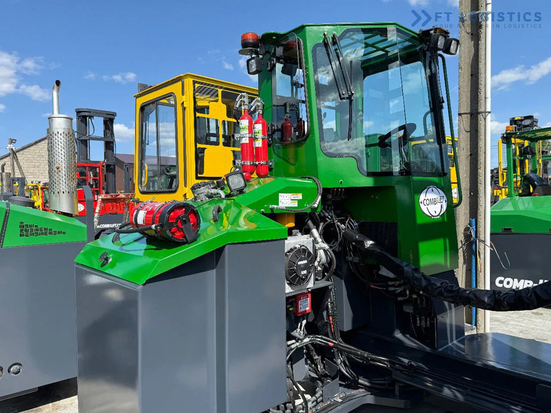 Empilhador de 4 vias Combilift C5000E / ELECTRIC / TRIPLEX 8300MM / FULL FREE LIFT / WIDE FORK POSITIONER / SIDE SHIFT / BATTERY LIKE NEW C5000E / ELECTRIC / T: foto 19 Empilhador de 4 vias Combilift C5000E / ELECTRIC / TRIPLEX 8300MM / FULL FREE LIFT / WIDE FORK POSITIONER / SIDE SHIFT / BATTERY LIKE NEW C5000E / ELECTRIC / T: foto 19