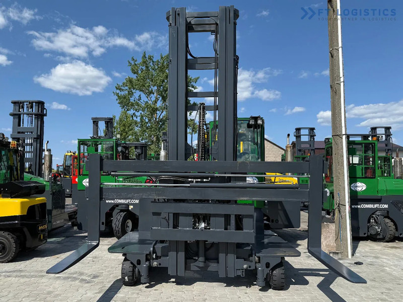 Empilhador de 4 vias Combilift C5000E / ELECTRIC / TRIPLEX 8300MM / FULL FREE LIFT / WIDE FORK POSITIONER / SIDE SHIFT / BATTERY LIKE NEW C5000E / ELECTRIC / T: foto 17 Empilhador de 4 vias Combilift C5000E / ELECTRIC / TRIPLEX 8300MM / FULL FREE LIFT / WIDE FORK POSITIONER / SIDE SHIFT / BATTERY LIKE NEW C5000E / ELECTRIC / T: foto 17