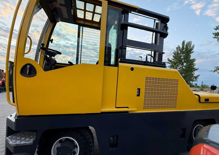 Combilift C5000FSL / 2018 / DIESEL / DUPLEX 4100 / FREE LIFT - Empilhador lateral: foto 2 Combilift C5000FSL / 2018 / DIESEL / DUPLEX 4100 / FREE LIFT - Empilhador lateral: foto 2
