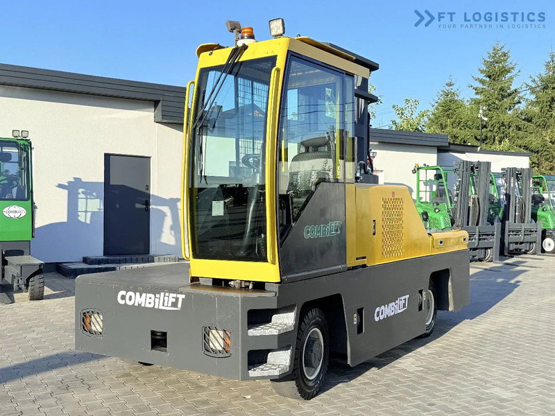 Combilift C5000FSL / DIESEL / DUPLEX - 4000MM / FREE-LIFT / CABIN / A wide range of four-way and side loaders, tailored to diverse needs a - Empilhador lateral: foto 3 Combilift C5000FSL / DIESEL / DUPLEX - 4000MM / FREE-LIFT / CABIN / A wide range of four-way and side loaders, tailored to diverse needs a - Empilhador lateral: foto 3