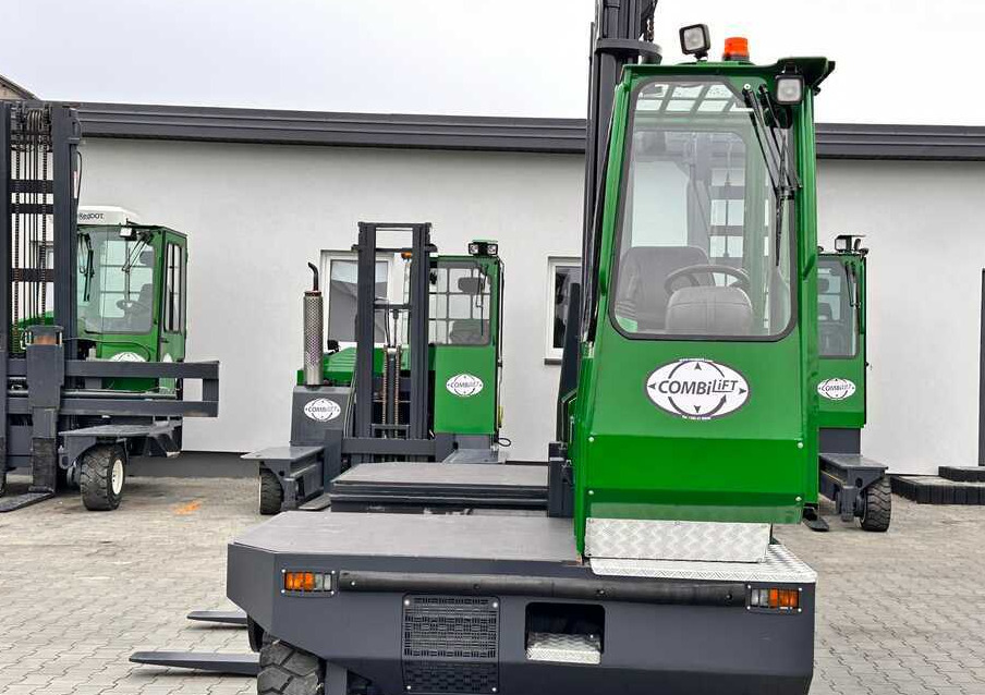 Combilift C5000SL / DIESEL / 4500MM / DUPLEX / CABIN / PLATFORMS / LIKE NEW - Empilhador lateral: foto 5 Combilift C5000SL / DIESEL / 4500MM / DUPLEX / CABIN / PLATFORMS / LIKE NEW - Empilhador lateral: foto 5