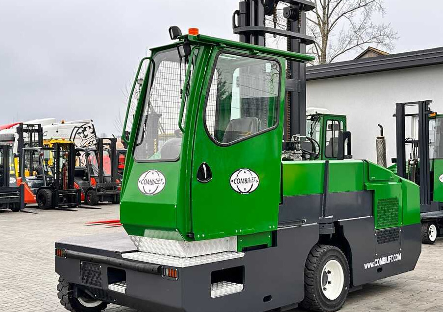 Combilift C5000SL / DIESEL / 4500MM / DUPLEX / CABIN / PLATFORMS / LIKE NEW - Empilhador lateral: foto 2 Combilift C5000SL / DIESEL / 4500MM / DUPLEX / CABIN / PLATFORMS / LIKE NEW - Empilhador lateral: foto 2
