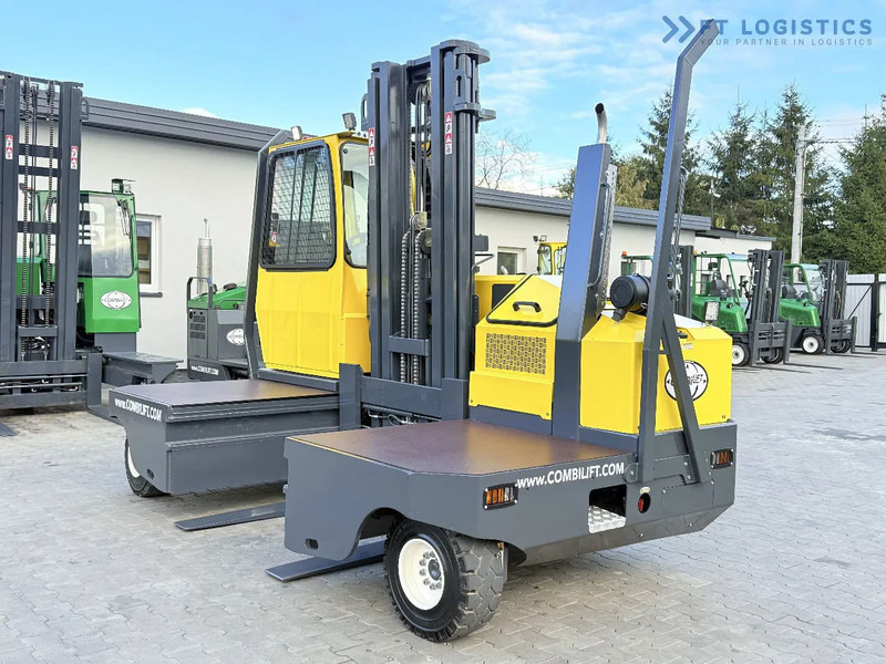 Combilift C5000SR / DIESEL / TRIPLEX MAST – 6100 MM / FORK POSITIONER / FULL CABIN C5000SR / DIESEL / TRIPLEX MAST – 6100 MM / FORK POSITI - Empilhador de 4 vias: foto 3 Combilift C5000SR / DIESEL / TRIPLEX MAST – 6100 MM / FORK POSITIONER / FULL CABIN C5000SR / DIESEL / TRIPLEX MAST – 6100 MM / FORK POSITI - Empilhador de 4 vias: foto 3