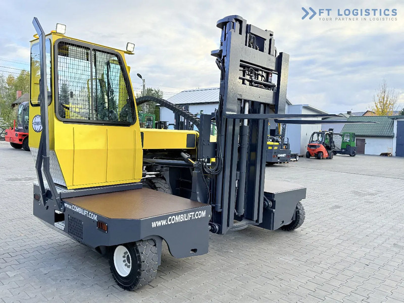Combilift C5000SR / DIESEL / TRIPLEX MAST – 6100 MM / FORK POSITIONER / FULL CABIN C5000SR / DIESEL / TRIPLEX MAST – 6100 MM / FORK POSITI - Empilhador lateral: foto 1 Combilift C5000SR / DIESEL / TRIPLEX MAST – 6100 MM / FORK POSITIONER / FULL CABIN C5000SR / DIESEL / TRIPLEX MAST – 6100 MM / FORK POSITI - Empilhador lateral: foto 1