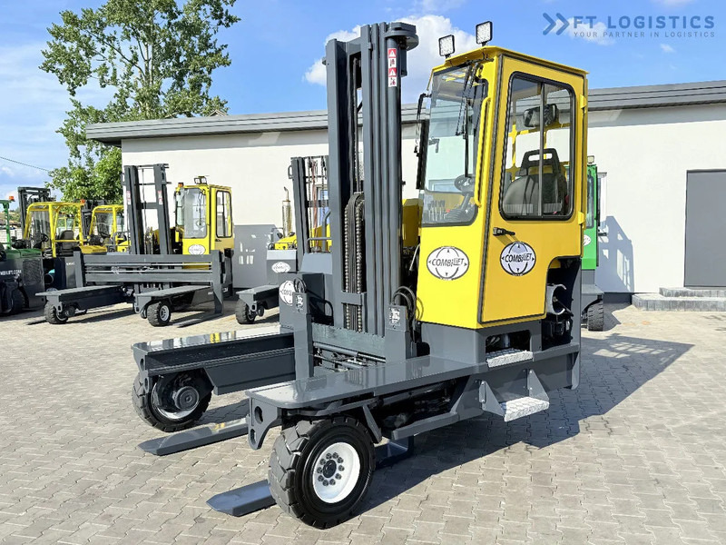Combilift Combilift C5000XL / GAS / TRIPLEX 6000MM / FREE LIFT / FORK POSITIONER / HEATING / TELESCOPIC FORKS 1200/2000MM / FULL HEATED CA - Empilhador de 4 vias: foto 1 Combilift Combilift C5000XL / GAS / TRIPLEX 6000MM / FREE LIFT / FORK POSITIONER / HEATING / TELESCOPIC FORKS 1200/2000MM / FULL HEATED CA - Empilhador de 4 vias: foto 1
