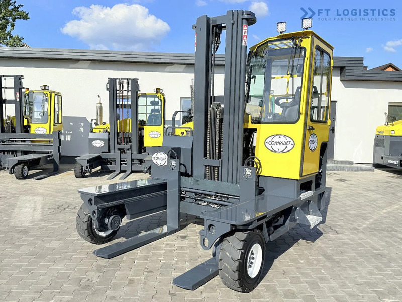 Combilift Combilift C5000XL / GAS / TRIPLEX 6000MM / FREE LIFT / FORK POSITIONER / HEATING / TELESCOPIC FORKS 1200/2000MM / FULL HEATED CA - Empilhador de 4 vias: foto 3 Combilift Combilift C5000XL / GAS / TRIPLEX 6000MM / FREE LIFT / FORK POSITIONER / HEATING / TELESCOPIC FORKS 1200/2000MM / FULL HEATED CA - Empilhador de 4 vias: foto 3