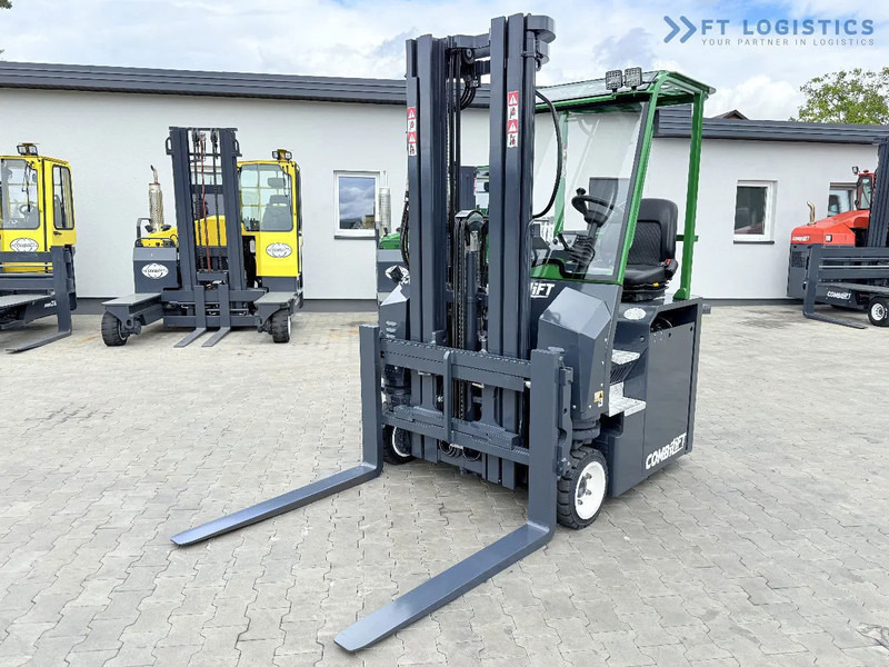 Combilift Combilift CBE2500 / TRIPLEX / 5500MM / FREE LIFT / ELECTRIC DRIVE / ONLY 2300 MTH / FORK POSITIONER / SIDE SHIFT / NEW TYRES / L - Empilhador de 4 vias: foto 1 Combilift Combilift CBE2500 / TRIPLEX / 5500MM / FREE LIFT / ELECTRIC DRIVE / ONLY 2300 MTH / FORK POSITIONER / SIDE SHIFT / NEW TYRES / L - Empilhador de 4 vias: foto 1