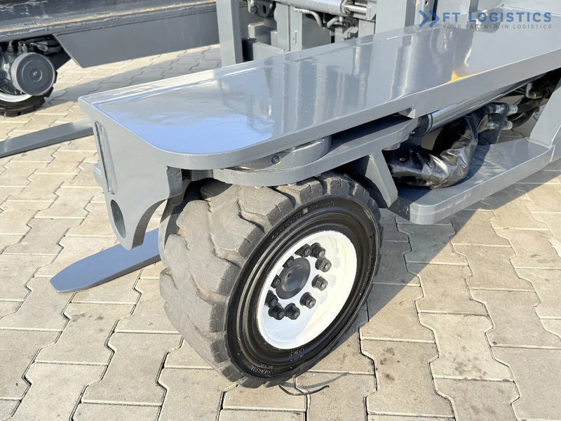 Combilift Combilift FOUR-WAY MULTIDIRECTIONAL FORKLIFT C4000 / GAS / DUPLEX 4500MM / ONLY 6604 HOURS / SIDE SHIFT / FULL CABIN / PERFECT C - Empilhador de 4 vias: foto 4 Combilift Combilift FOUR-WAY MULTIDIRECTIONAL FORKLIFT C4000 / GAS / DUPLEX 4500MM / ONLY 6604 HOURS / SIDE SHIFT / FULL CABIN / PERFECT C - Empilhador de 4 vias: foto 4