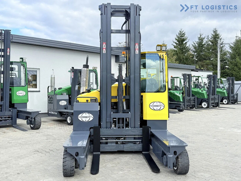 Combilift FOUR-WAY / MULTI-DIRECTIONAL FORKLIFT / C5000 / DIESEL / TRIPLEX 7600MM / FULL FREE LIFT / FORK POSITIONER / HEATING / FULL HEAT - Empilhador de 4 vias: foto 3 Combilift FOUR-WAY / MULTI-DIRECTIONAL FORKLIFT / C5000 / DIESEL / TRIPLEX 7600MM / FULL FREE LIFT / FORK POSITIONER / HEATING / FULL HEAT - Empilhador de 4 vias: foto 3