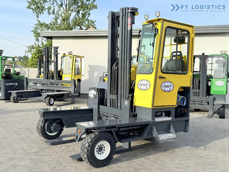 Combilift FOUR-WAY / MULTI-DIRECTIONAL FORKLIFT C5000XL / GAS / TRIPLEX 6000MM / FREE LIFT / FORK POSITIONER / HEATING / EXTENDABLE FORKS - Empilhador de 4 vias: foto 2 Combilift FOUR-WAY / MULTI-DIRECTIONAL FORKLIFT C5000XL / GAS / TRIPLEX 6000MM / FREE LIFT / FORK POSITIONER / HEATING / EXTENDABLE FORKS - Empilhador de 4 vias: foto 2