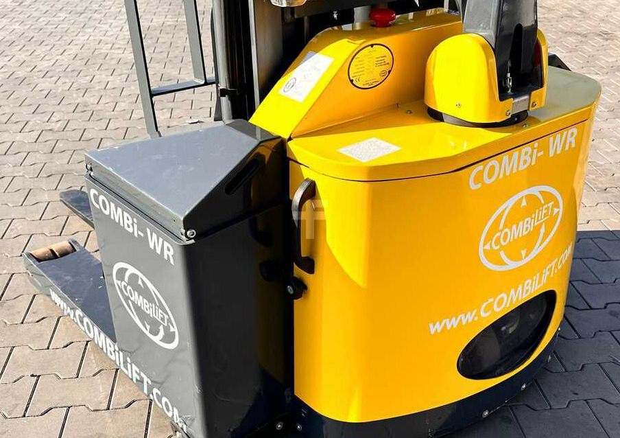 Combilift WR-4 / DUPLEX / 4.5M / 2017 / ONLY 30 HOURS / LIKE NEW / 1500KG - Stacker: foto 5 Combilift WR-4 / DUPLEX / 4.5M / 2017 / ONLY 30 HOURS / LIKE NEW / 1500KG - Stacker: foto 5