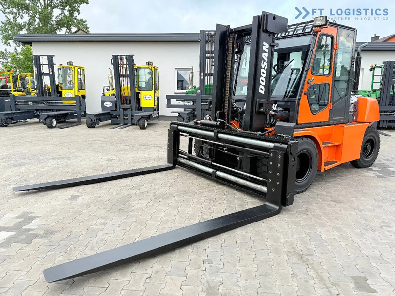 Doosan DOOSAN / DUPLEX 3000MM / SIDE SHIFT / FORK POSITIONER / 2500MM FORKS / 7000KG / CABIN / LIKE NEW DOOSAN / DUPLEX 3000MM / SIDE S - Empilhador a diesel: foto 1 Doosan DOOSAN / DUPLEX 3000MM / SIDE SHIFT / FORK POSITIONER / 2500MM FORKS / 7000KG / CABIN / LIKE NEW DOOSAN / DUPLEX 3000MM / SIDE S - Empilhador a diesel: foto 1
