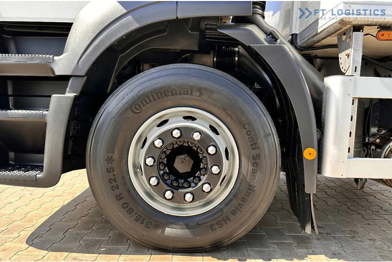 Iveco Stralis 420 STRALIS 420 / Refrigerated Truck / Carrier Supra 950 / 19 Pallets / Tail Lift / Tires - Camião frigorífico: foto 5 Iveco Stralis 420 STRALIS 420 / Refrigerated Truck / Carrier Supra 950 / 19 Pallets / Tail Lift / Tires - Camião frigorífico: foto 5