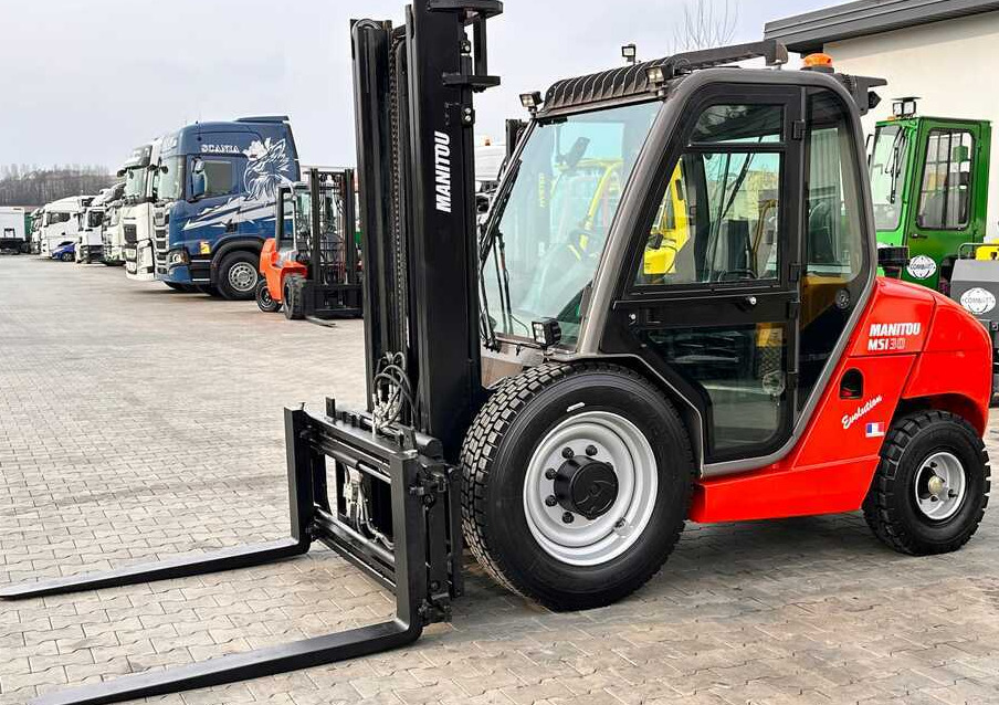 Manitou MSI30 / DIESEL / DUPLEX / 3400MM / CABIN / FORK POSITIONER / SIDE SHIFT / LIKE NEW - Empilhador todo-o-terreno: foto 1 Manitou MSI30 / DIESEL / DUPLEX / 3400MM / CABIN / FORK POSITIONER / SIDE SHIFT / LIKE NEW - Empilhador todo-o-terreno: foto 1
