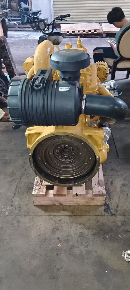 CATERPILLAR 3054C - Motor para Escavadeira: foto 4 CATERPILLAR 3054C - Motor para Escavadeira: foto 4