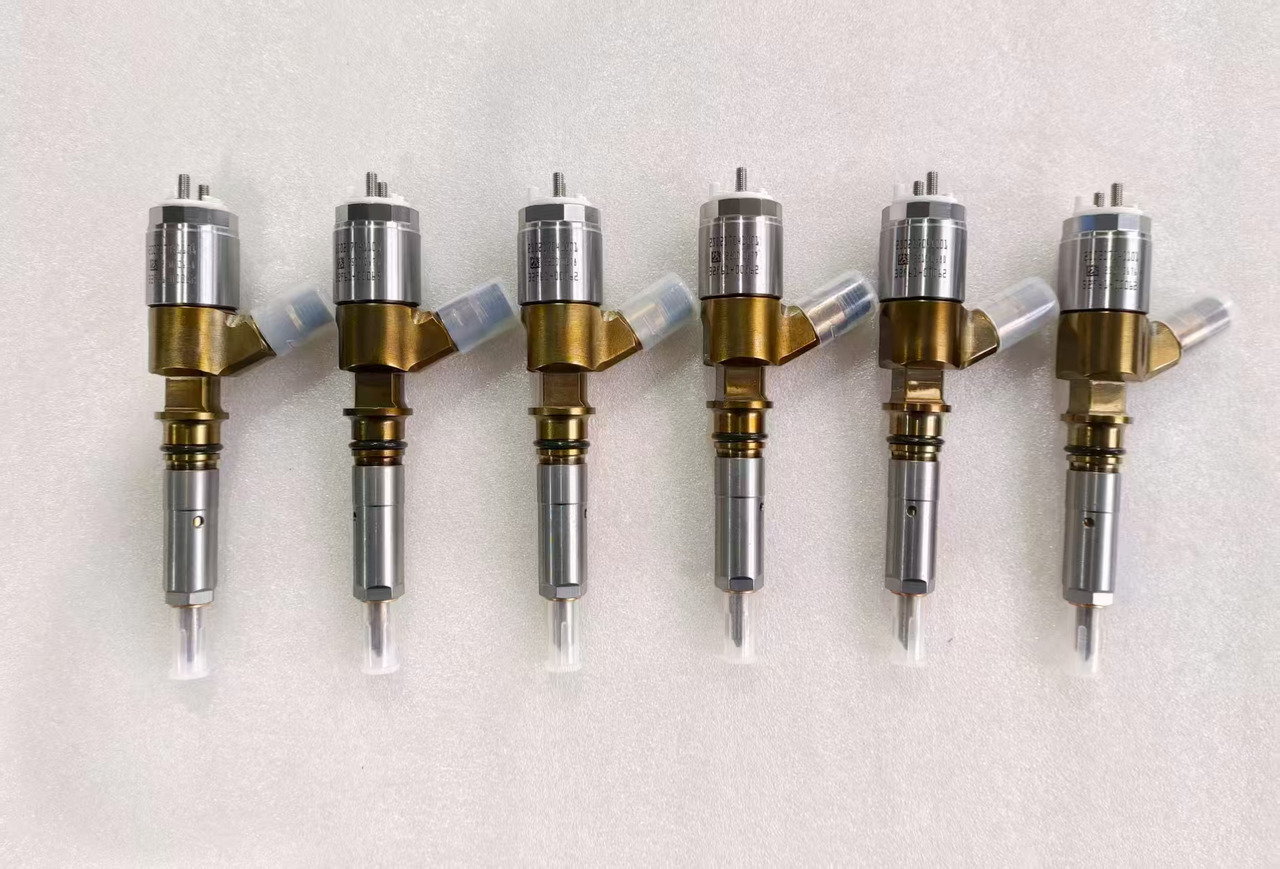 CATERPILLAR 326-4700 - Injector para Escavadeira: foto 1 CATERPILLAR 326-4700 - Injector para Escavadeira: foto 1