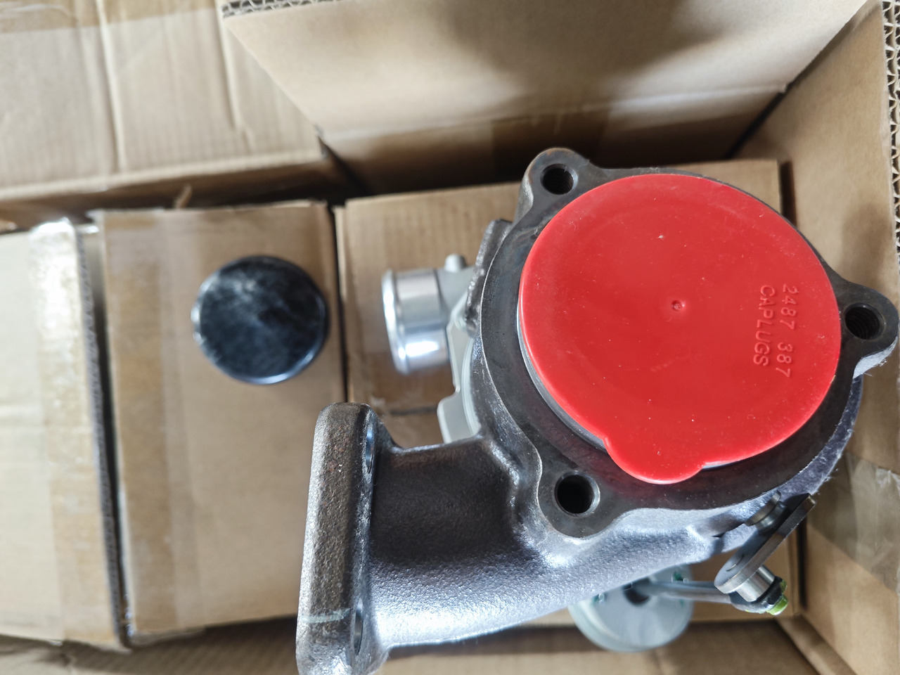 CATERPILLAR 482-0233 - Turbocompressor para Escavadeira: foto 3 CATERPILLAR 482-0233 - Turbocompressor para Escavadeira: foto 3