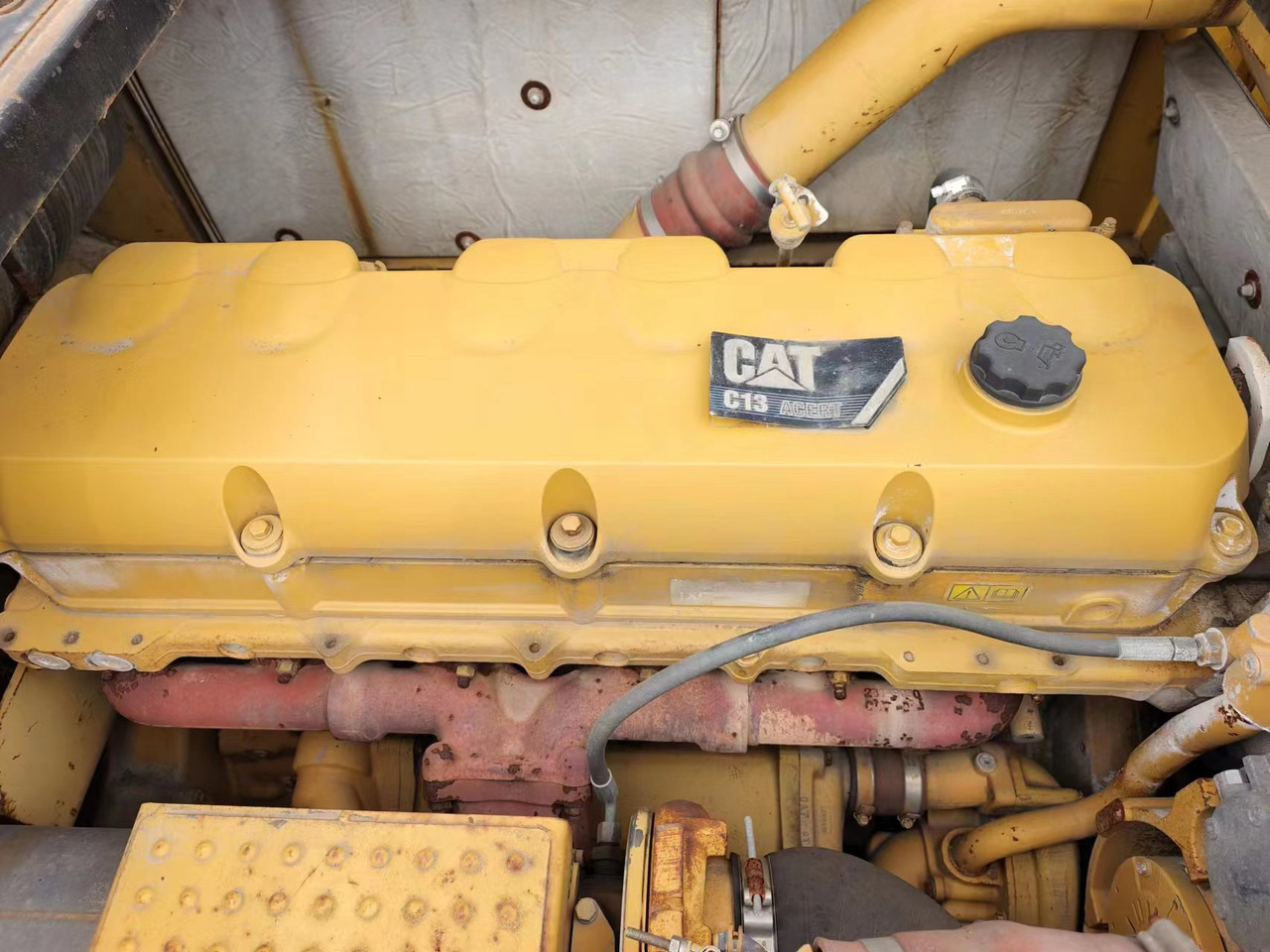 CATERPILLAR C13 - Motor para Escavadeira: foto 3 CATERPILLAR C13 - Motor para Escavadeira: foto 3