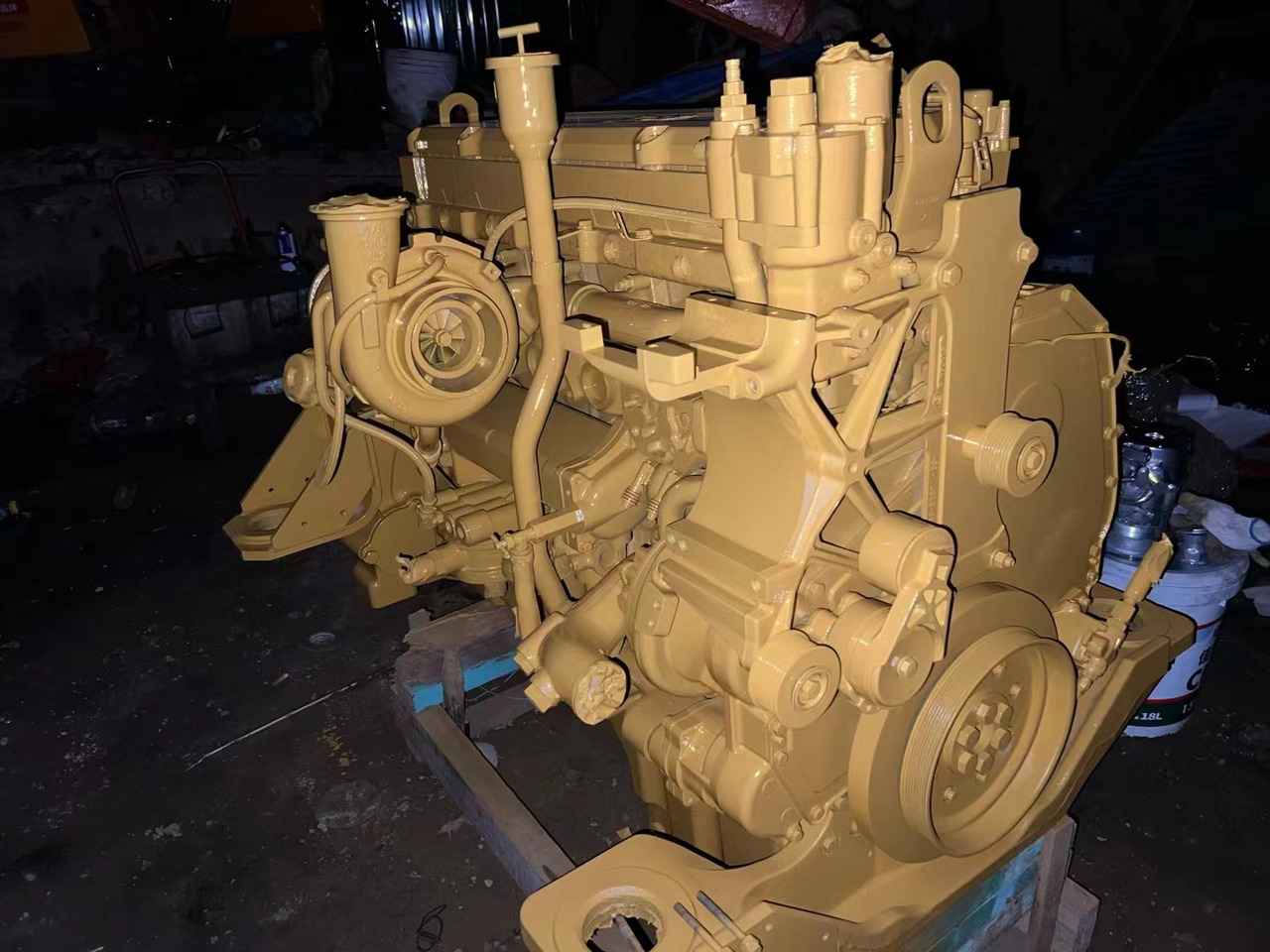 CATERPILLAR C13 - Motor para Escavadeira: foto 1 CATERPILLAR C13 - Motor para Escavadeira: foto 1