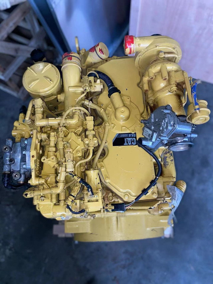 CATERPILLAR C4.4 - Motor para Escavadeira: foto 4 CATERPILLAR C4.4 - Motor para Escavadeira: foto 4
