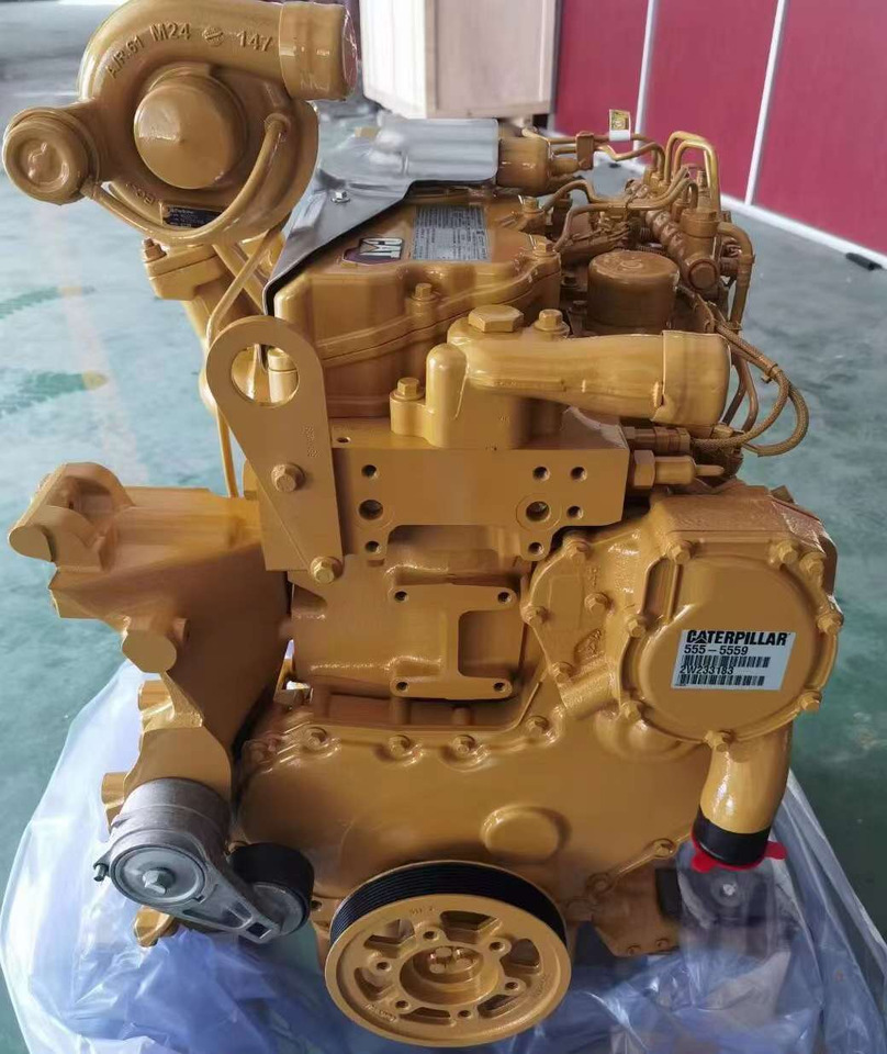 CATERPILLAR C4.4 - Motor para Escavadeira: foto 1 CATERPILLAR C4.4 - Motor para Escavadeira: foto 1