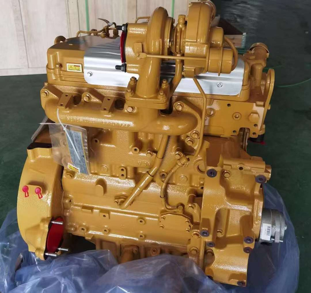 CATERPILLAR C4.4 - Motor para Escavadeira: foto 3 CATERPILLAR C4.4 - Motor para Escavadeira: foto 3