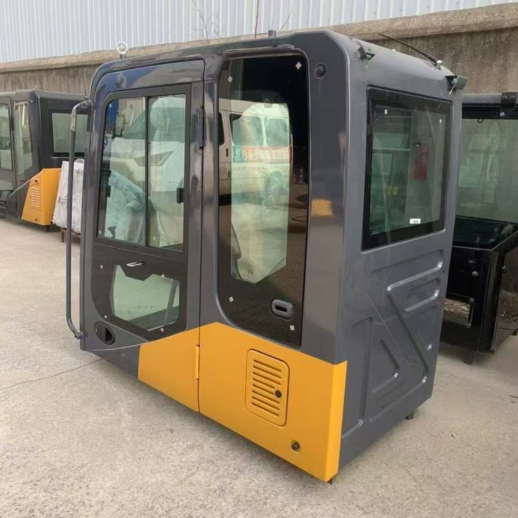 HITACHI ZX240-3 - Cabine para Escavadeira: foto 1 HITACHI ZX240-3 - Cabine para Escavadeira: foto 1