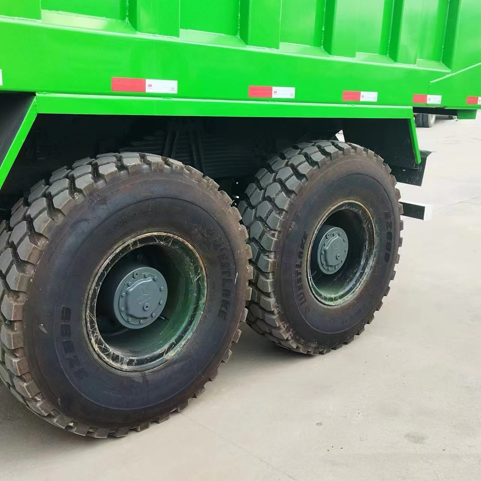 HOWO 6*6 dump truck - Camião basculante: foto 5 HOWO 6*6 dump truck - Camião basculante: foto 5