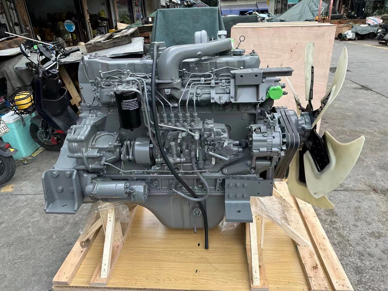 ISUZU 6SD1 - Motor para Equipamento: foto 1 ISUZU 6SD1 - Motor para Equipamento: foto 1