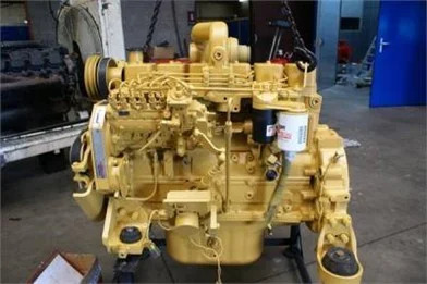 KOMATSU 6D102E - Motor para Escavadeira: foto 2 KOMATSU 6D102E - Motor para Escavadeira: foto 2