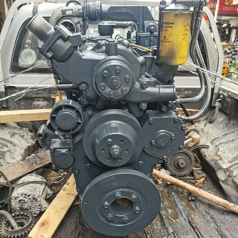 KOMATSU 6D95 - Motor para Escavadeira: foto 3 KOMATSU 6D95 - Motor para Escavadeira: foto 3
