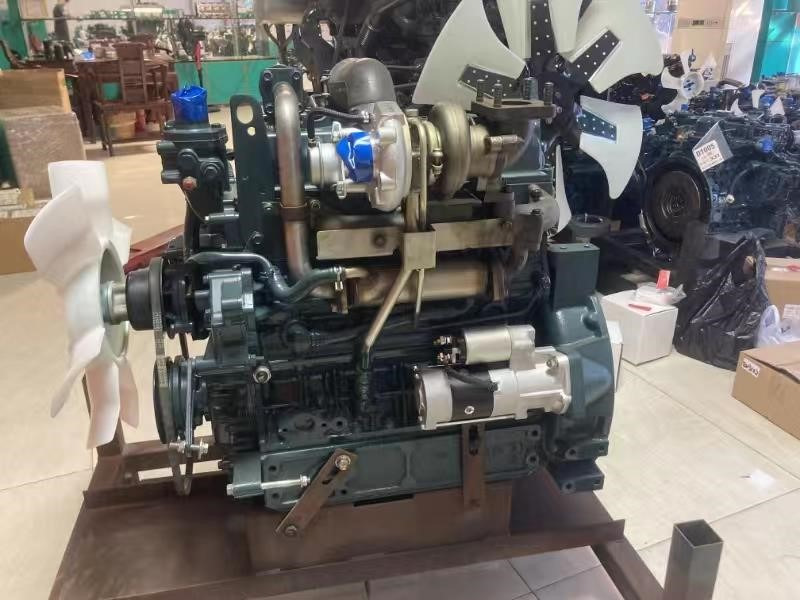 KUBOTA V3800 - Motor para Escavadeira: foto 3 KUBOTA V3800 - Motor para Escavadeira: foto 3