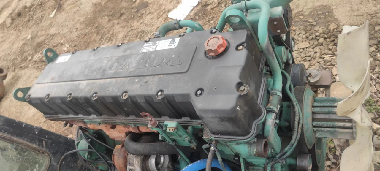 VOLVO D12D - Motor para Escavadeira: foto 2 VOLVO D12D - Motor para Escavadeira: foto 2