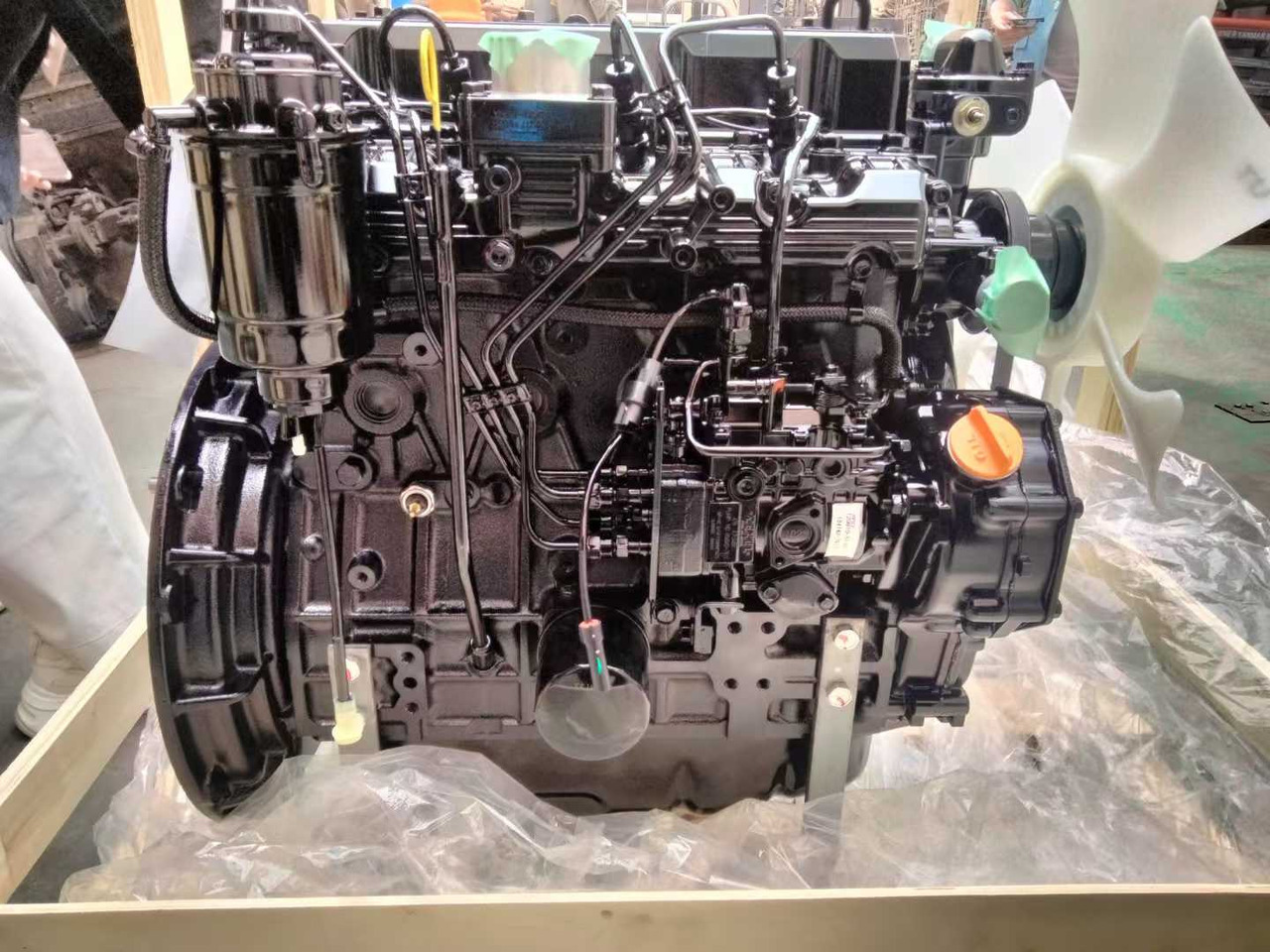 YANMAR 4TNE98 - Motor para Escavadeira: foto 4 YANMAR 4TNE98 - Motor para Escavadeira: foto 4