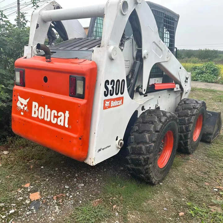 100%Ready Bobcat S300 Well Sold Most Famous Brand High Quality Bobcat S300 Skid Steer Loader for Sale - Pá carregadora de rodas: foto 5 100%Ready Bobcat S300 Well Sold Most Famous Brand High Quality Bobcat S300 Skid Steer Loader for Sale - Pá carregadora de rodas: foto 5
