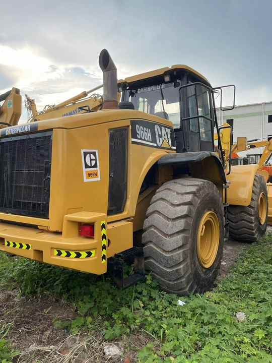 Affordable Used Caterpillar 966H Front-End Loader - Low Hours, Ready-to-Ship Globally - Pá carregadora de rodas: foto 2 Affordable Used Caterpillar 966H Front-End Loader - Low Hours, Ready-to-Ship Globally - Pá carregadora de rodas: foto 2