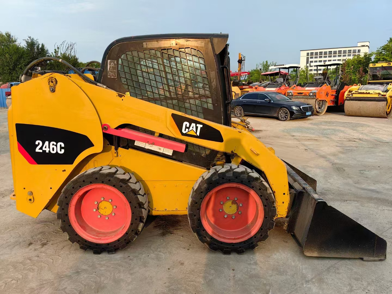 CATERPILLAR used skid-steer CAT246C high quality - Mini pá carregadora: foto 3 CATERPILLAR used skid-steer CAT246C high quality - Mini pá carregadora: foto 3