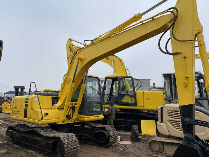 Cheap Used Komatsu PC120-6 Crawler Excavator with High Efficiency Used Heavy Machinery Komatsu P120-6 Digger Cheap for Sale - Escavadora de rastos: foto 3 Cheap Used Komatsu PC120-6 Crawler Excavator with High Efficiency Used Heavy Machinery Komatsu P120-6 Digger Cheap for Sale - Escavadora de rastos: foto 3